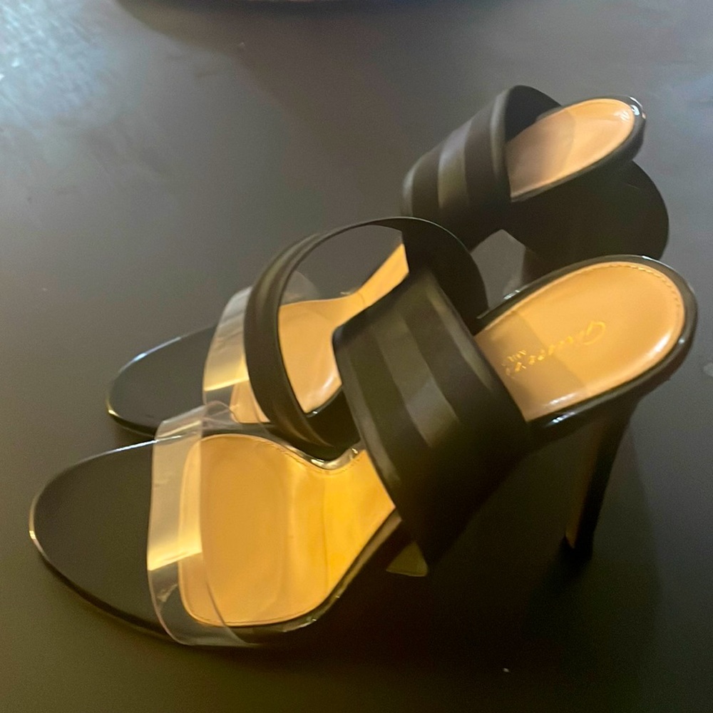 Gianvito Rossi PVC-paneled black leather pumps